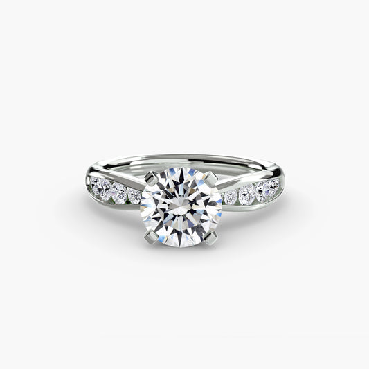 Saphira Solitaire with Pavé